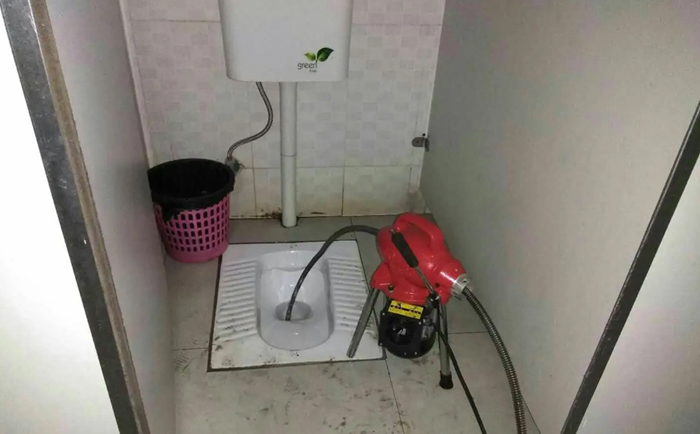 可克达拉蹲便疏通