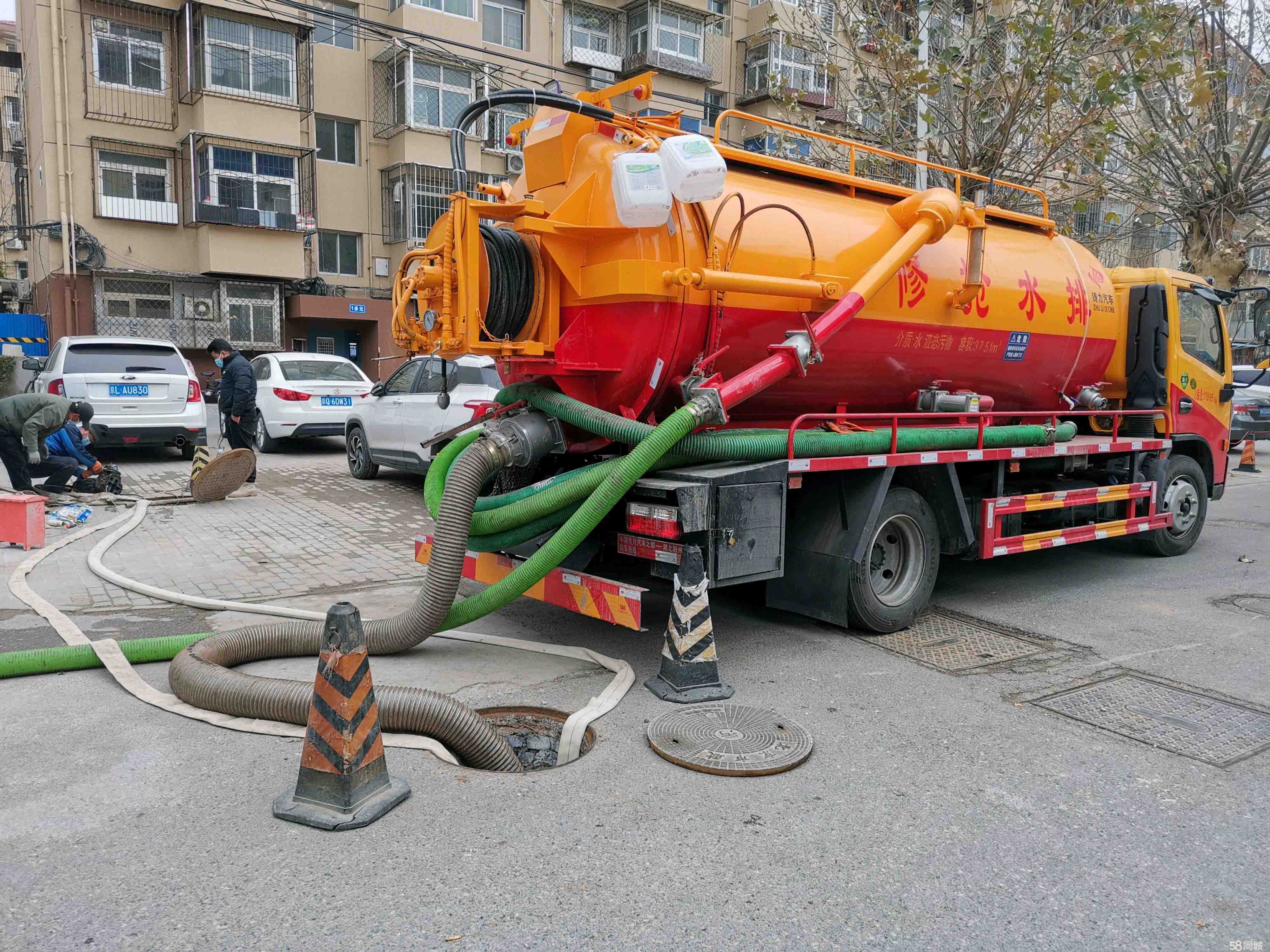 可克达拉抽粪吸污